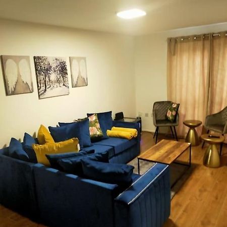 Impeccable 2-Bed House Apartamento Londres Exterior foto