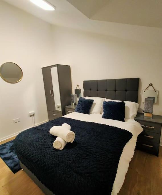 Impeccable 2-Bed House Apartamento Londres Exterior foto